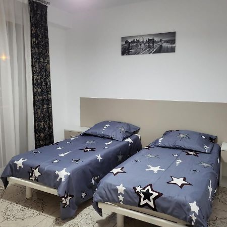 Pensiunea B&B Casa Italia 蒂米什瓦拉 外观 照片