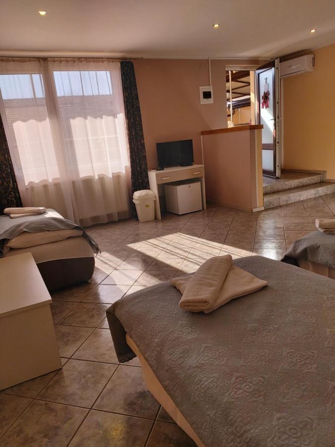 Pensiunea B&B Casa Italia 蒂米什瓦拉 外观 照片